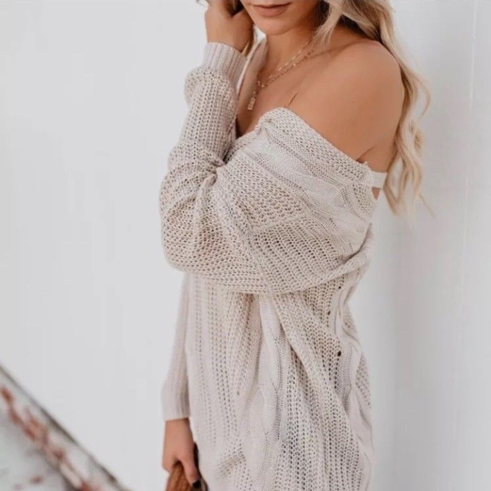 SOLD OUT! NWT Strappy Back Cream Sweater Tunic Top - Picture 2 of 6